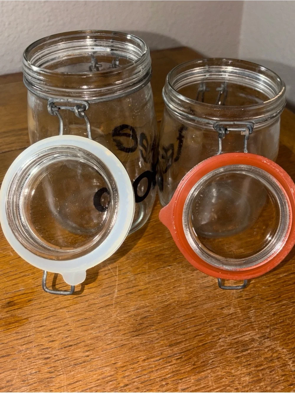 Vintage Coffee And Tea Glass Canisters Wire Lid Lock Gaskets 1L And 3/4L